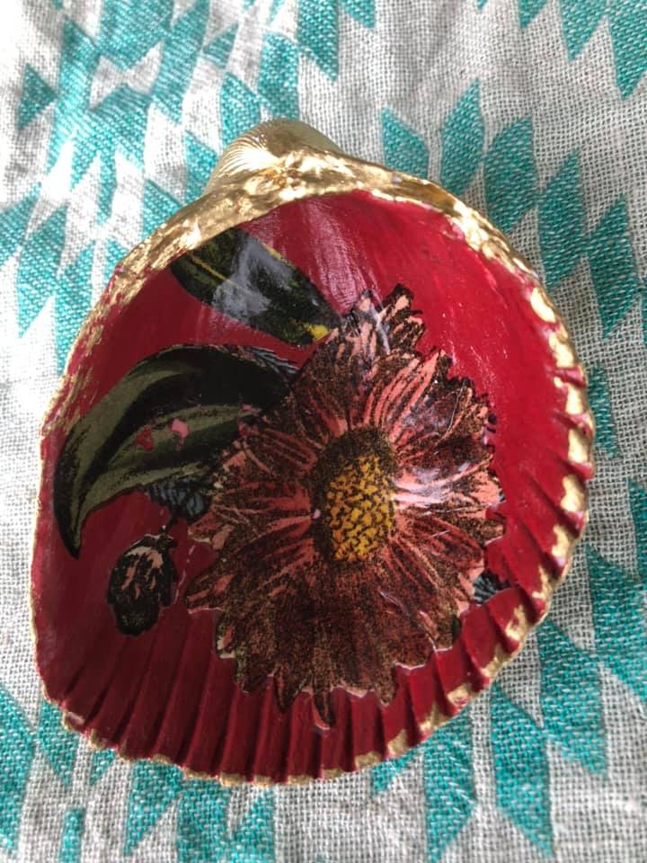 Daisy Flower trinket tray Shell Art sold